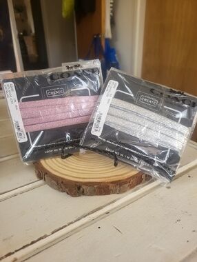 Coach Create Glitter Elastic Shoe Laces in Pink and Silver. 55"